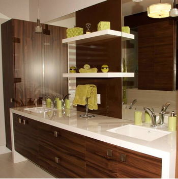 Salle de bain sur mesure réalisée par Ébénisterie PTM