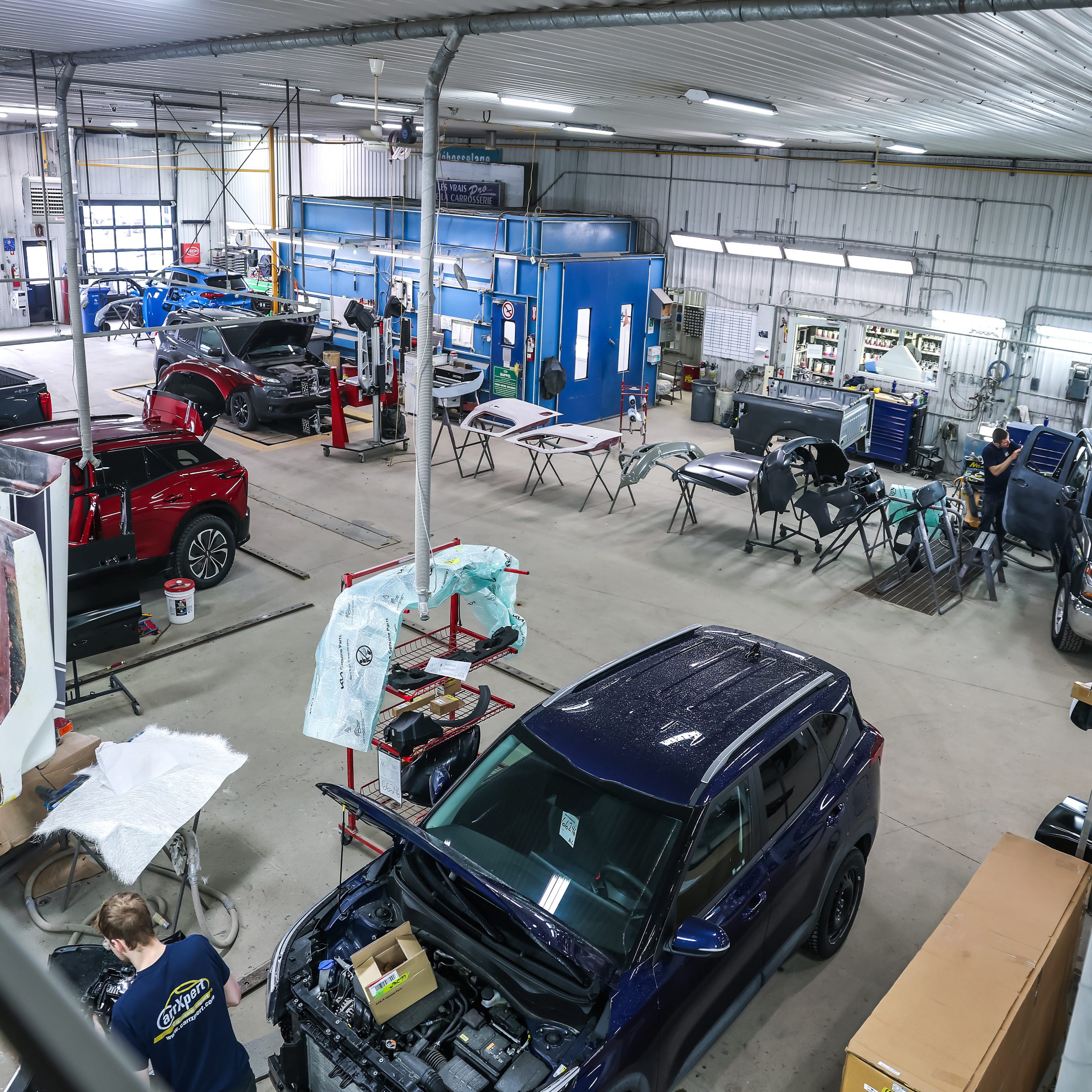 Vue intérieur du garage - Garage Denis Ménard